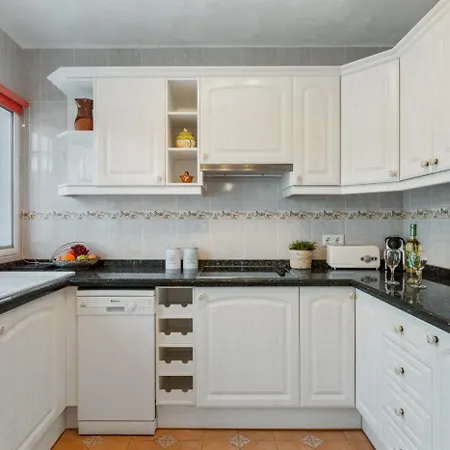 Anais - Plusholidays Villa