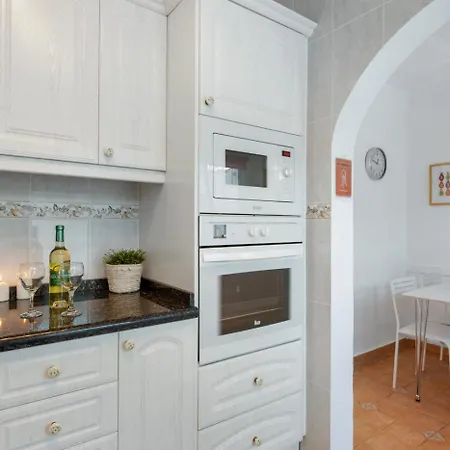 Anais - Plusholidays Calpe