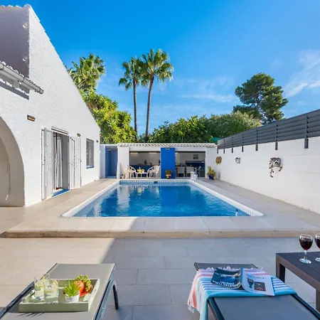 Anais - Plusholidays Villa Calp