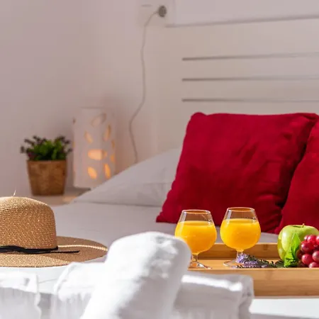 Villa Anais - Plusholidays *