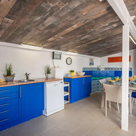 Anais - Plusholidays *