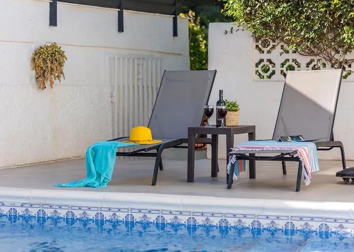 Villa Anais - Plusholidays *