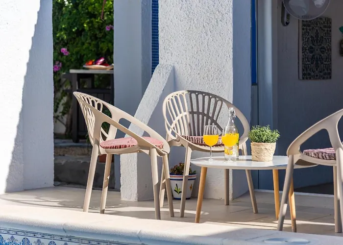 Anais - Plusholidays * Ifach