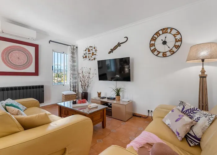 Anais - Plusholidays Villa Ifach