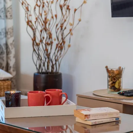 Anais - Plusholidays * Ifach